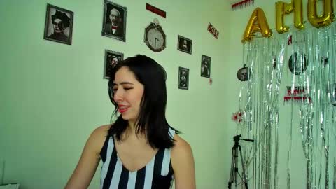 Snapshot of allisson_rose chatting on 31, 10, 2025 Alli online show from 31, 10, 2025