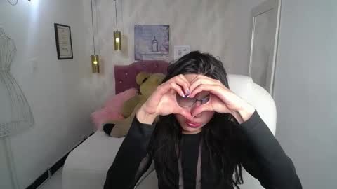 Snapshot of alllyson_ chatting on 4, 12, 2025 alison online show from 4, 12, 2025