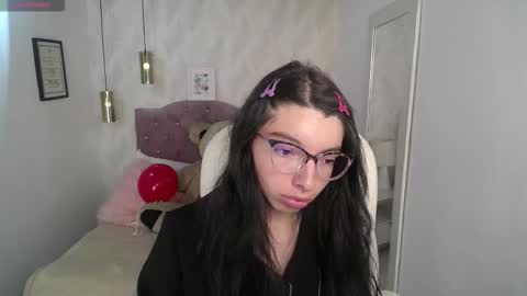 Snapshot of alllyson_ chatting on 18, 2, 2026 alison online show from 18, 2, 2026