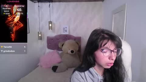 Snapshot of alllyson_ chatting on 21, 2, 2026 alison online show from 21, 2, 2026