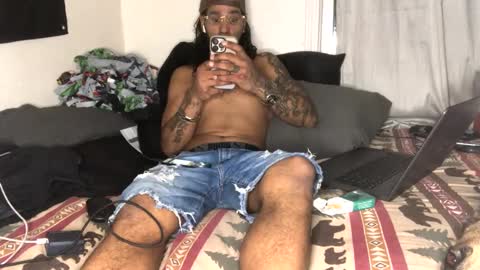 allthewayup10 online show from 5, 2, 2025