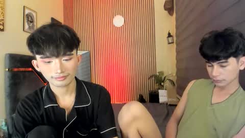 Snapshot of alluring_alpha chatting on 21, 10, 2025 kim and josh online show from 21, 10, 2025