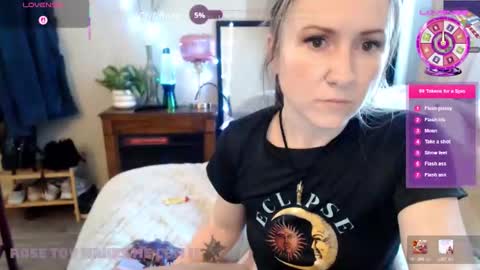 Alluring Pixie online show from 2, 2, 2026