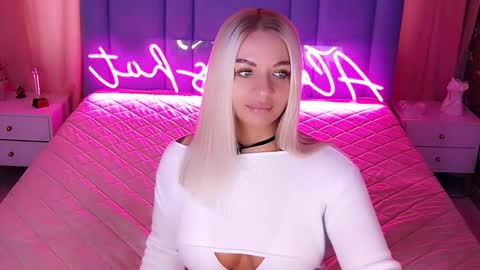 Snapshot of allwayshottt chatting on 11, 3, 2026 AlwaysHot online show from 11, 3, 2026