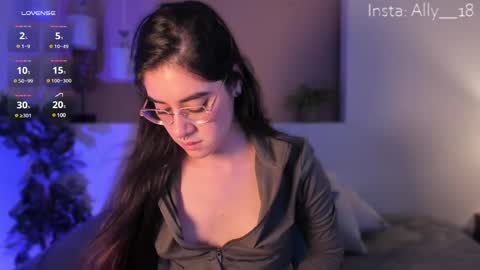 Snapshot of ally_addams chatting on 1, 3, 2025 Ally online show from 1, 3, 2025