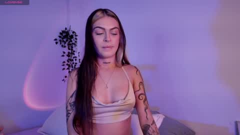 ally_clark online show from 22, 12, 2024