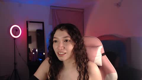 Snapshot of ally_donfort chatting on 4, 2, 2025 Ally online show from 4, 2, 2025