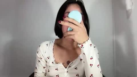 Snapshot of ally_monts chatting on 17, 1, 2026 ally_monts online show from 17, 1, 2026