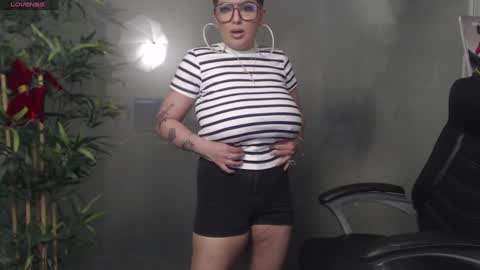         online show from 14, 12, 2024