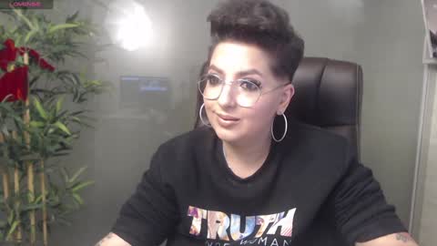         online show from 16, 12, 2024