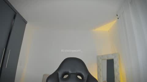 Kelly  online show from 9, 2, 2026