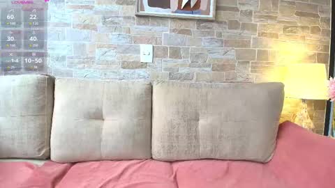 Snapshot of allysonswwan17 chatting on 24, 10, 2025 Ally online show from 24, 10, 2025