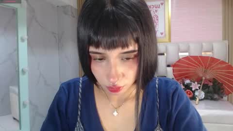 Allysa  online show from 22, 12, 2025