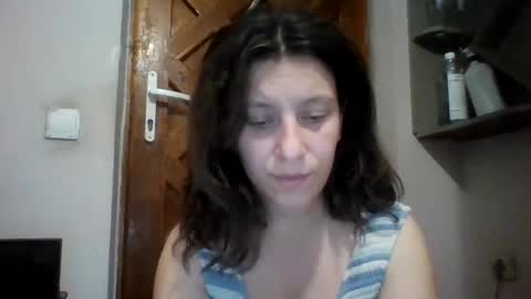 Snapshot of alma_amy chatting on 8, 12, 2024 Alma online show from 8, 12, 2024