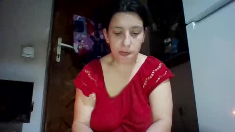 Snapshot of alma_amy chatting on 1, 1, 2025 Alma online show from 1, 1, 2025