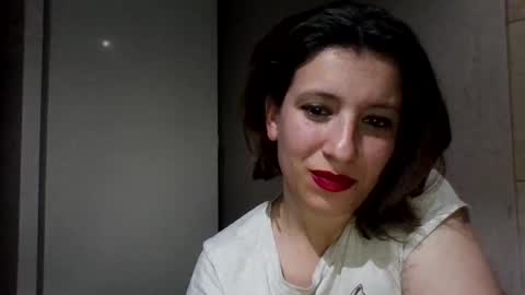 Snapshot of alma_amy chatting on 23, 2, 2025 Alma online show from 23, 2, 2025
