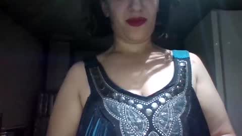 Snapshot of alma_amy chatting on 25, 2, 2025 Alma online show from 25, 2, 2025