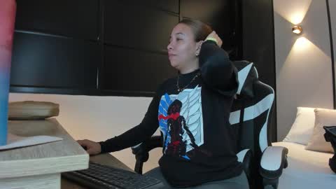 Snapshot of alma_fenix chatting on 15, 10, 2025 ALMA FENIX online show from 15, 10, 2025