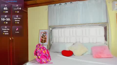 Snapshot of almasaennz chatting on 2, 2, 2025 online show from 2, 2, 2025