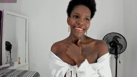 Snapshot of almasaennz chatting on 20, 2, 2025 online show from 20, 2, 2025