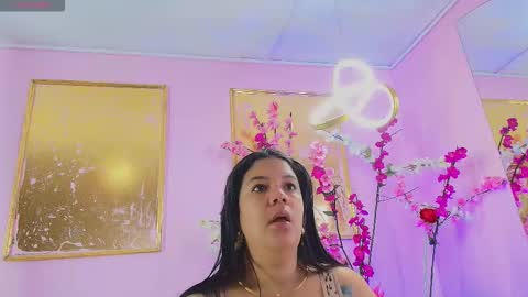 ALMENDRAEVANS online show from 25, 11, 2025