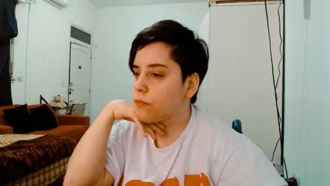 Almond online show from 9, 10, 2025