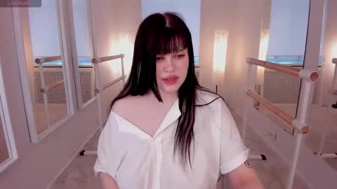 Olivia online show from 3, 10, 2025
