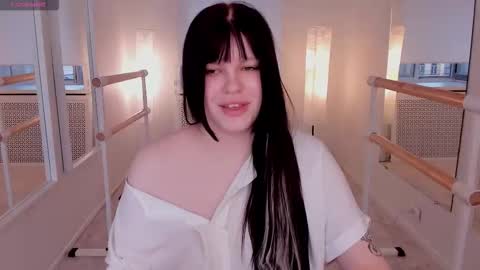 Olivia online show from 4, 10, 2025