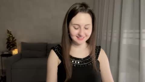 Snapshot of almostinnocent_ chatting on 29, 11, 2025 Anna online show from 29, 11, 2025