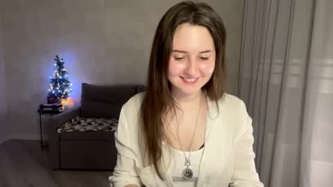 Snapshot of almostinnocent_ chatting on 20, 12, 2025 Anna online show from 20, 12, 2025