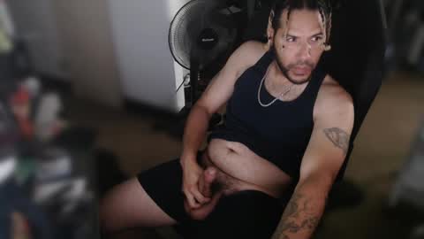 simplyfaded online show from 1, 1, 2025