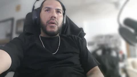 simplyfaded online show from 6, 11, 2025