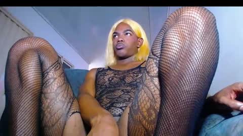 Snapshot of alondra_bigcockxxx chatting on 7, 11, 2025 alondra online show from 7, 11, 2025