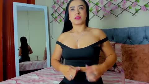 Alondra gomez online show from 9, 3, 2025