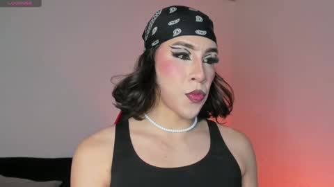 Hazel Bowie online show from 16, 12, 2025