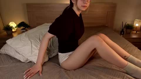 Snapshot of aloreanna chatting on 26, 3, 2026 Alorenna online show from 26, 3, 2026