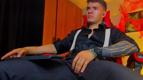 Snapshot of alpha_dominus_ chatting on 15, 10, 2025 alpha_dominus_ online show from 15, 10, 2025