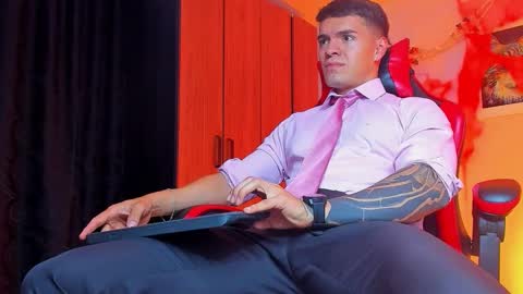 Snapshot of alpha_dominus_ chatting on 17, 10, 2025 alpha_dominus_ online show from 17, 10, 2025