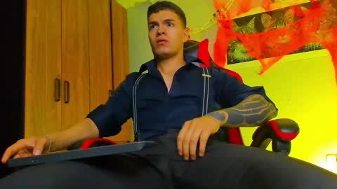 Snapshot of alpha_dominus_ chatting on 29, 10, 2025 alpha_dominus_ online show from 29, 10, 2025