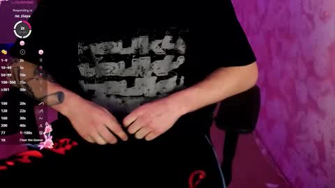 Snapshot of alpha_wolf0 chatting on 17, 11, 2025 alpha_wolf0 online show from 17, 11, 2025