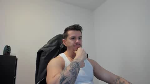 Snapshot of alphagodleatherking92 chatting on 11, 10, 2025 LeatherMaster online show from 11, 10, 2025