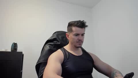 Snapshot of alphagodleatherking92 chatting on 21, 10, 2025 LeatherMaster online show from 21, 10, 2025