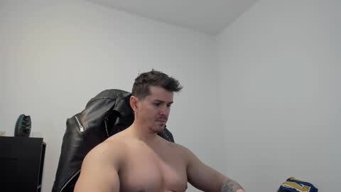 Snapshot of alphagodleatherking92 chatting on 11, 11, 2025 LeatherMaster online show from 11, 11, 2025