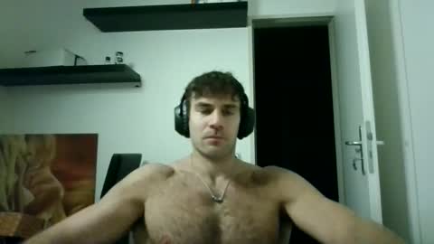 alphah_hunk online show from 7, 11, 2025