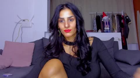 Michelle online show from 17, 10, 2025