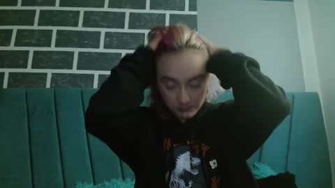 Snapshot of alterego1__ chatting on 25, 11, 2025 Alter online show from 25, 11, 2025