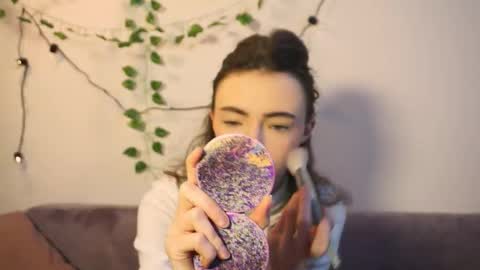 alvanalbach online show from 17, 11, 2025