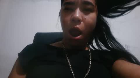 Snapshot of aly826805 chatting on 11, 10, 2025 analia online show from 11, 10, 2025