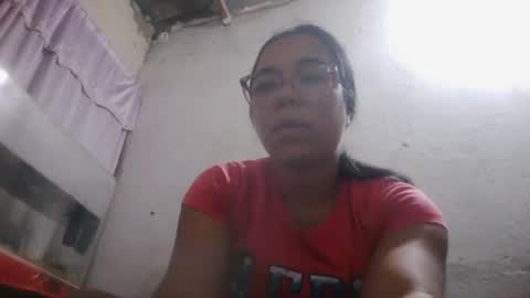 Snapshot of aly826805 chatting on 13, 10, 2025 analia online show from 13, 10, 2025