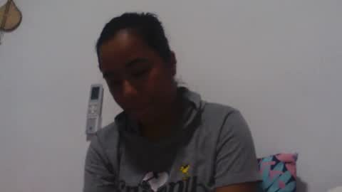 Snapshot of aly826805 chatting on 18, 10, 2025 analia online show from 18, 10, 2025